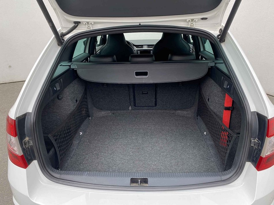 Škoda Octavia III 2.0 TDi RS Challange