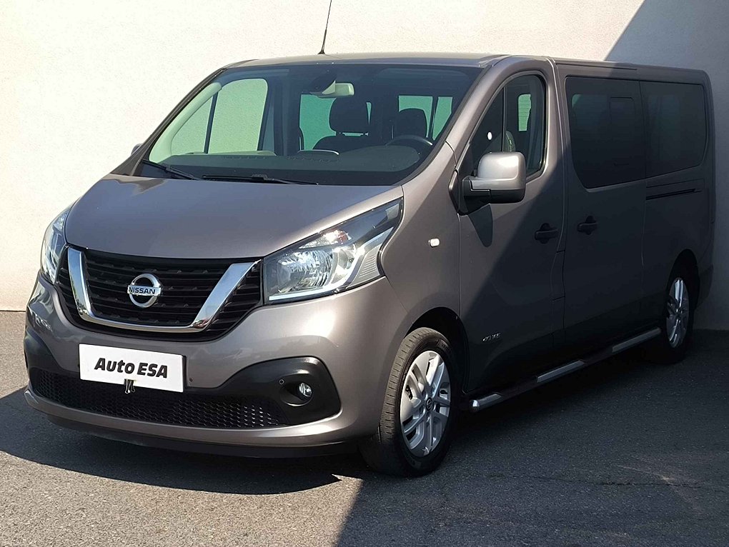 Nissan NV300 1.6dCi  L2H1 8míst