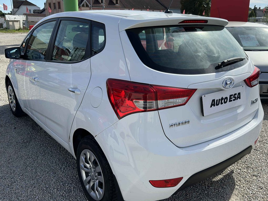 Hyundai Ix20 1.4i 
