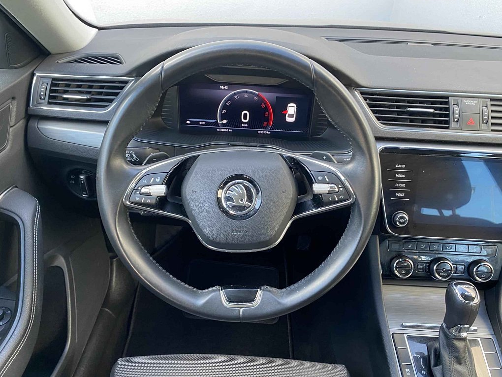 Škoda Superb III 2.0TDI Style 4X4
