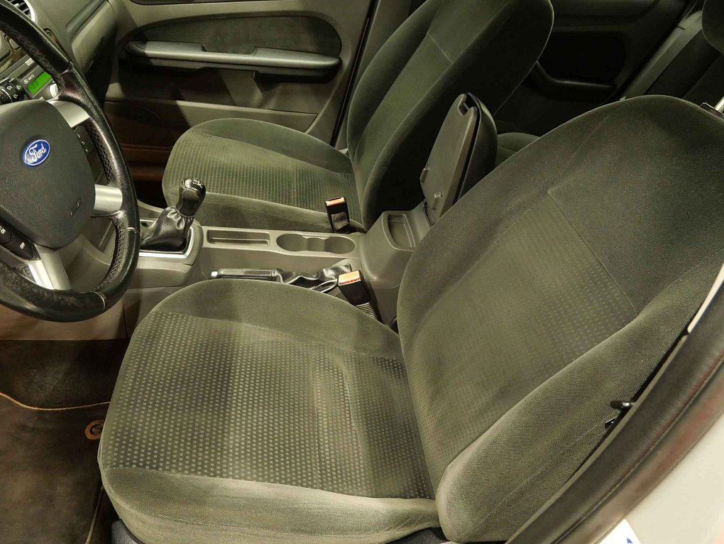 Ford Focus 1.8TDCi 