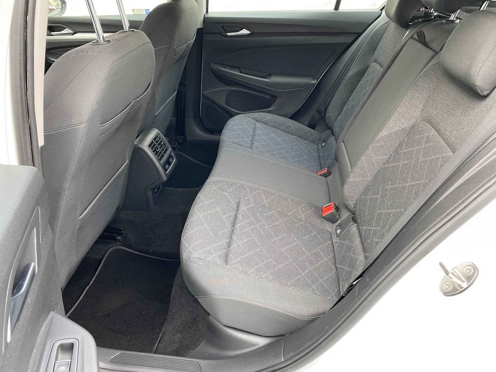 Volkswagen Golf 1.0TSi Life