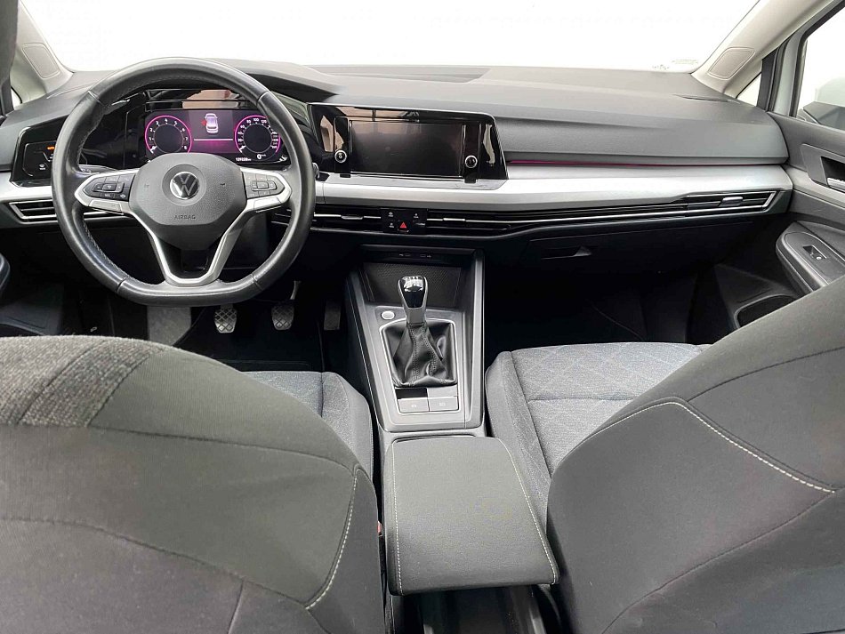 Volkswagen Golf 1.0TSi Life