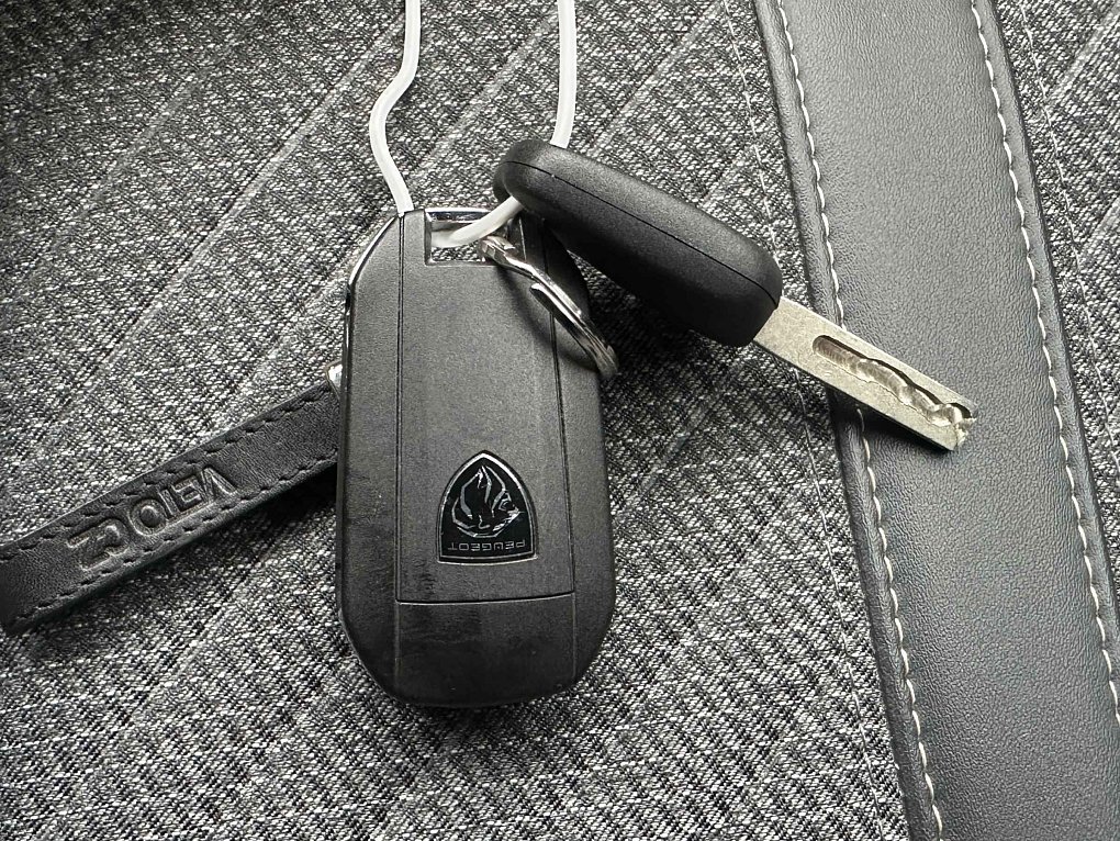 Peugeot 2008 1.2PT 