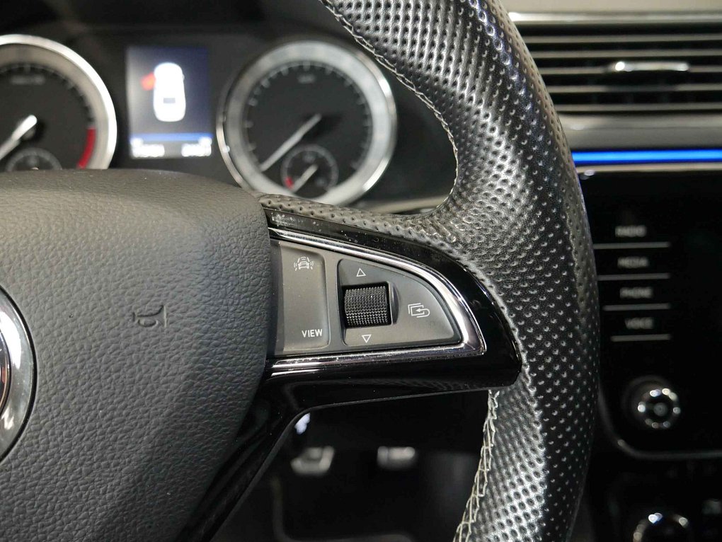 Škoda Superb III 2.0 TDi 