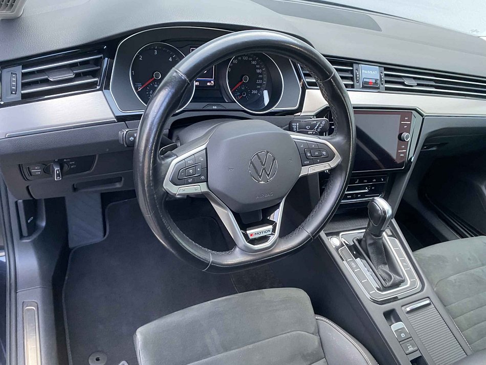 Volkswagen Passat 2.0TDi Elegance 4x4
