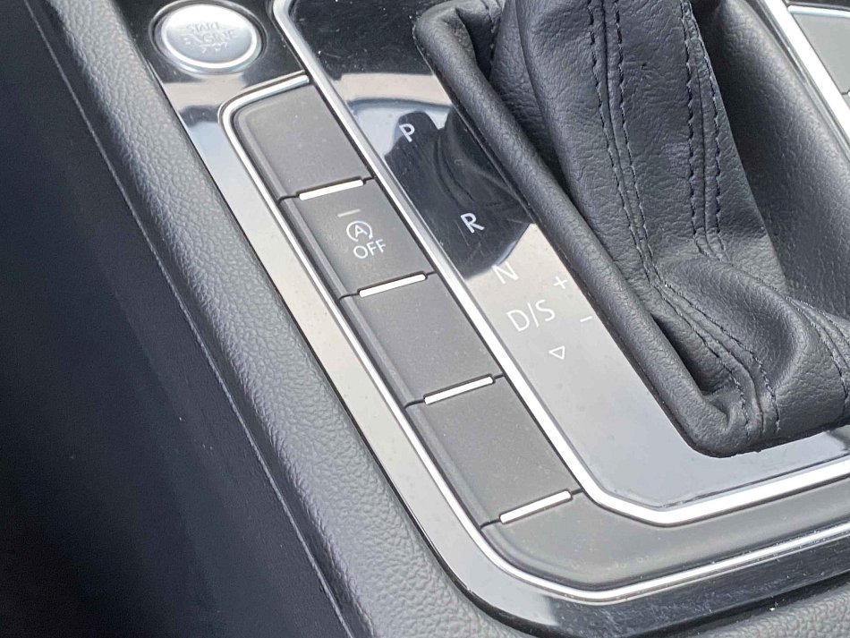 Volkswagen Passat 2.0TDi Elegance 4x4