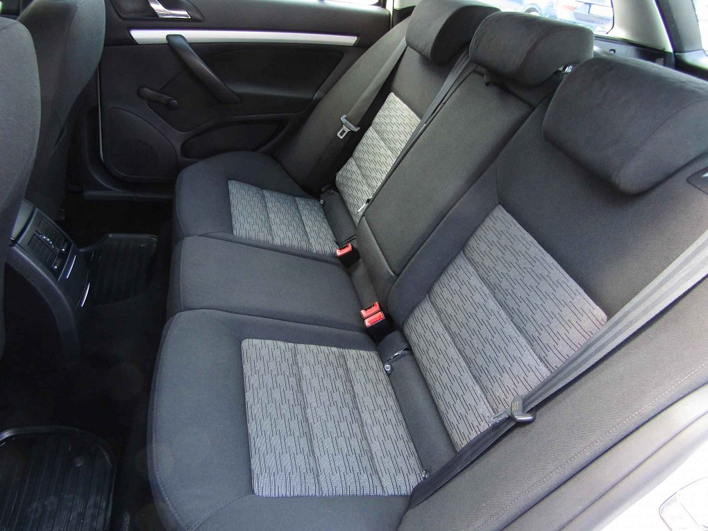 Škoda Octavia II 2.0TDi Ambiente