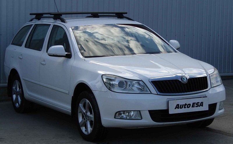 Škoda Octavia II 2.0TDi Ambiente