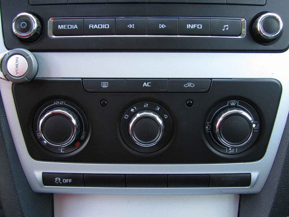 Škoda Octavia II 2.0TDi Ambiente