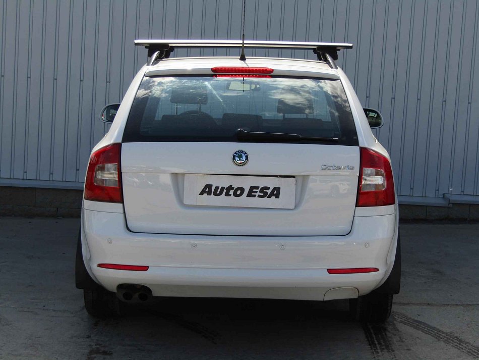 Škoda Octavia II 2.0TDi Ambiente