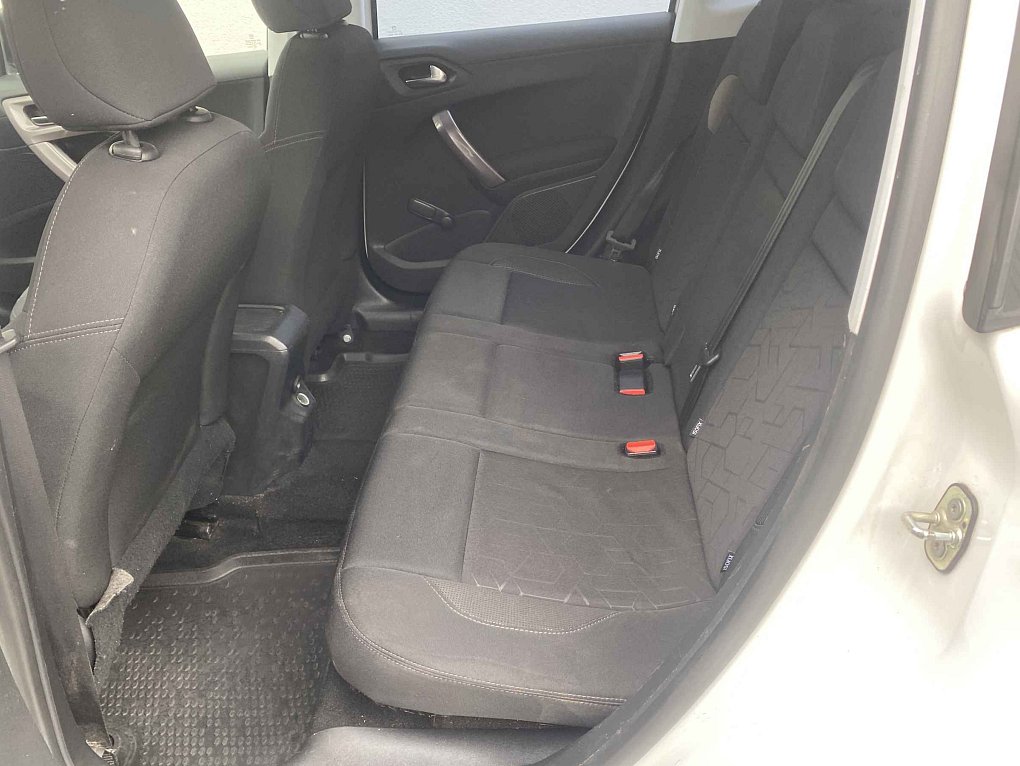 Peugeot 2008 1.6 VTi Active