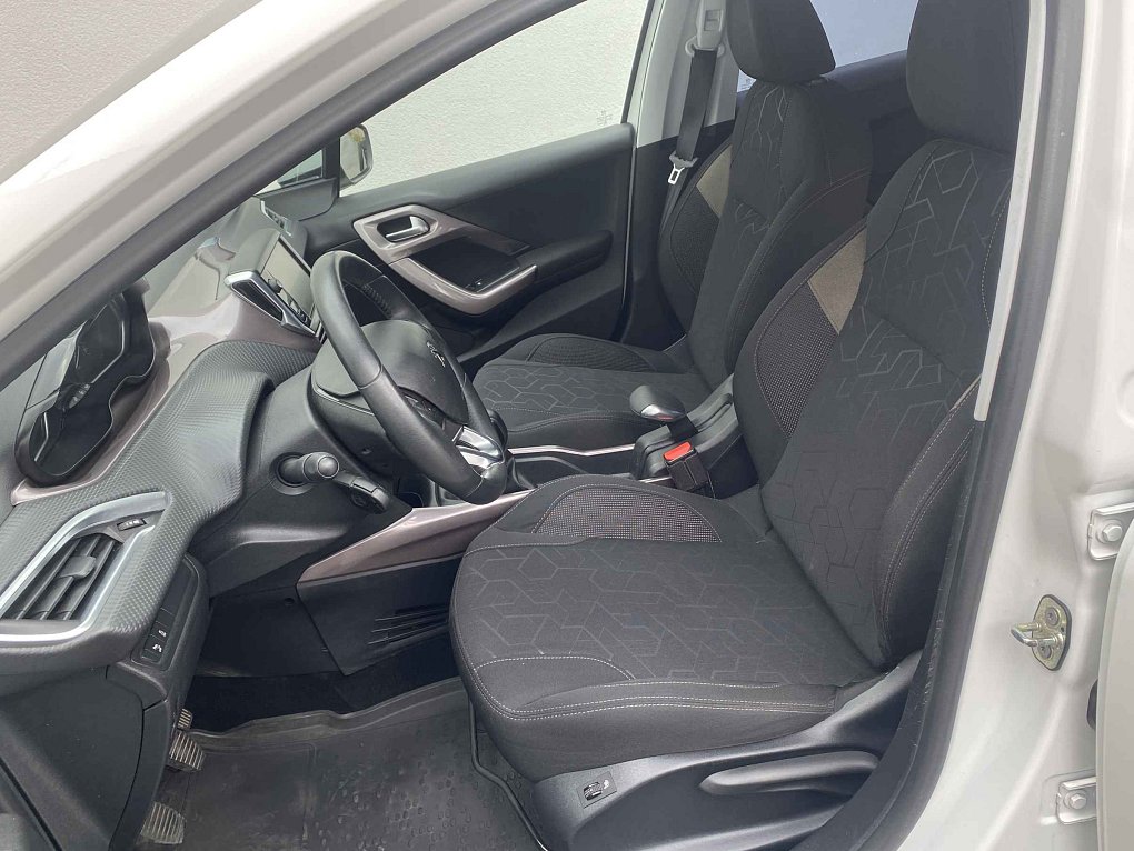 Peugeot 2008 1.6 VTi Active