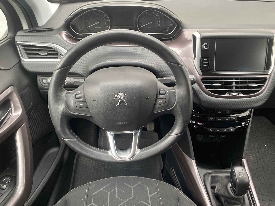 Peugeot 2008 1.6 VTi Active