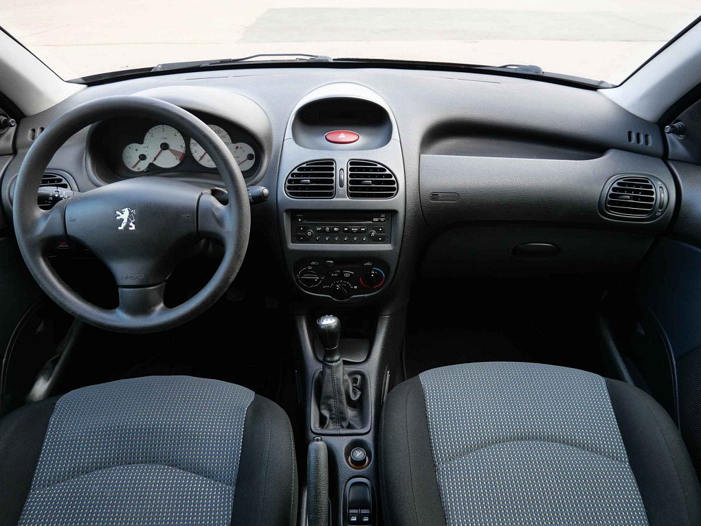 Peugeot 206 1.4HDi X-Line