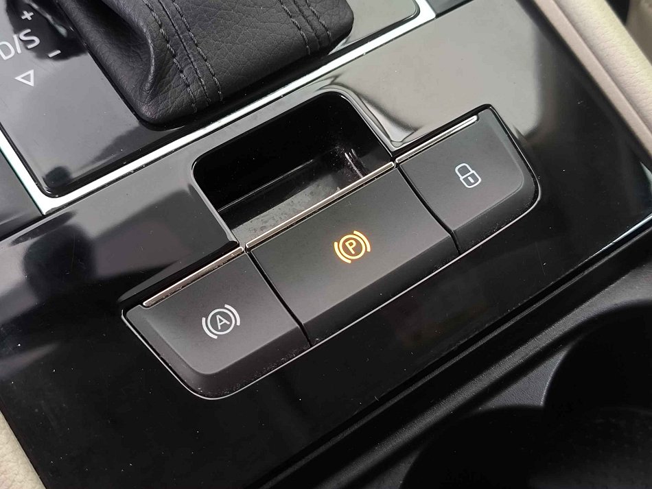 Škoda Superb III 2.0 TDi  4x4