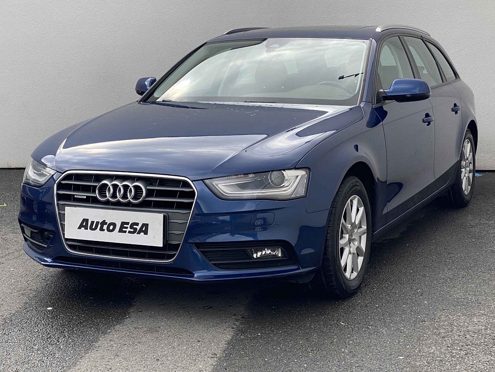 Audi A4 2.0 TDi Attraction quattro