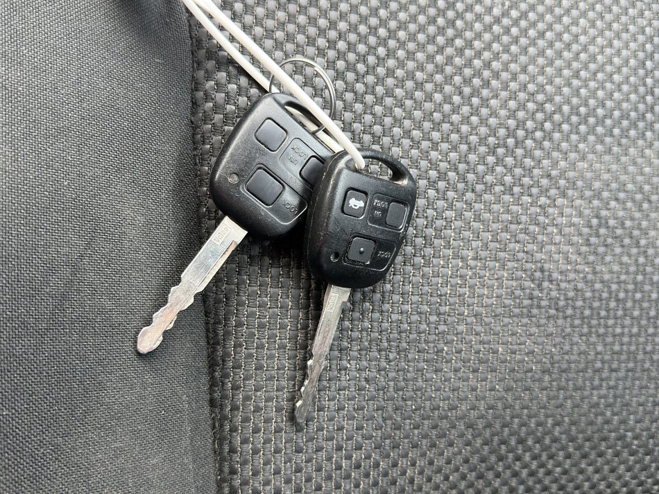 Toyota Avensis 1.8i 