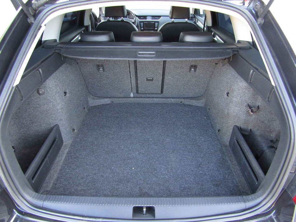 Škoda Octavia III 2.0 TDi Elegance