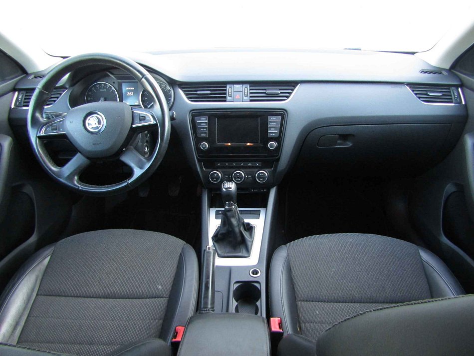 Škoda Octavia III 2.0 TDi Elegance