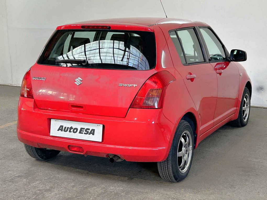 Suzuki Swift 1.3i 