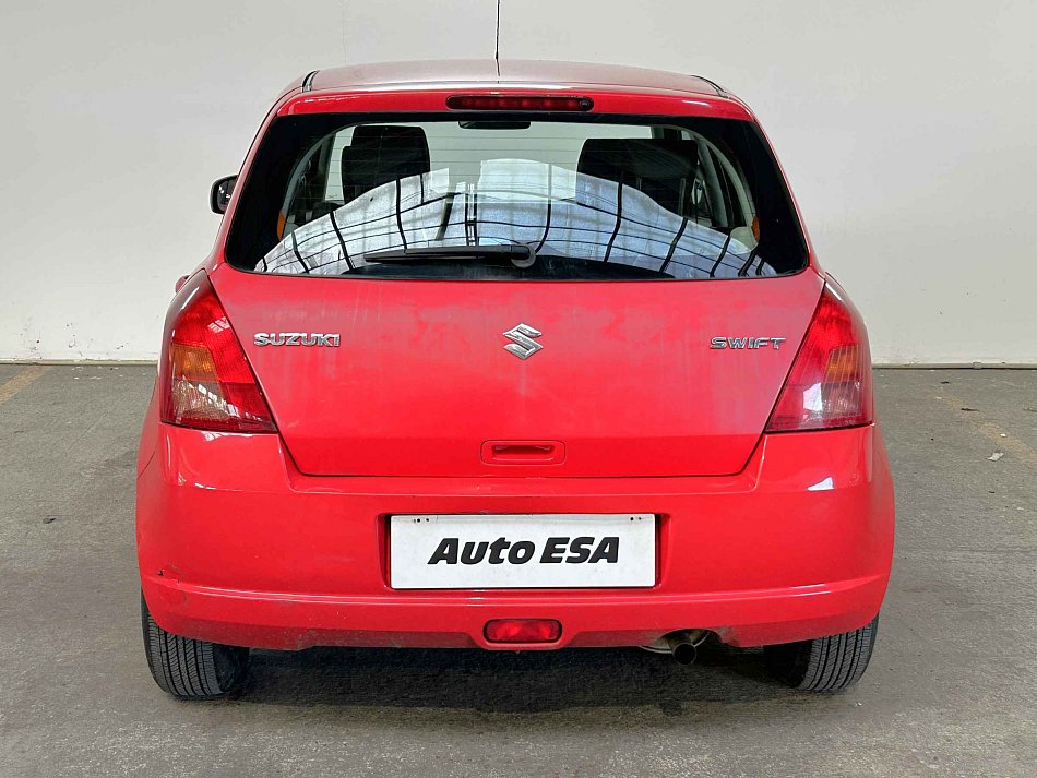 Suzuki Swift 1.3i 