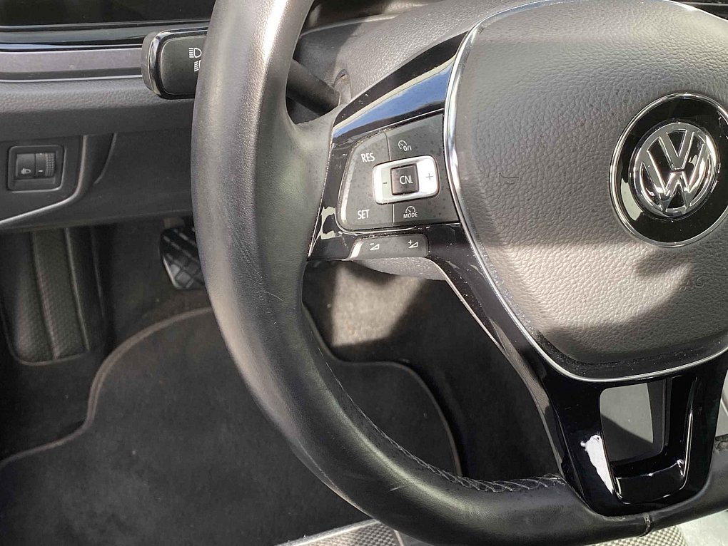 Volkswagen Polo 1.0TSi 