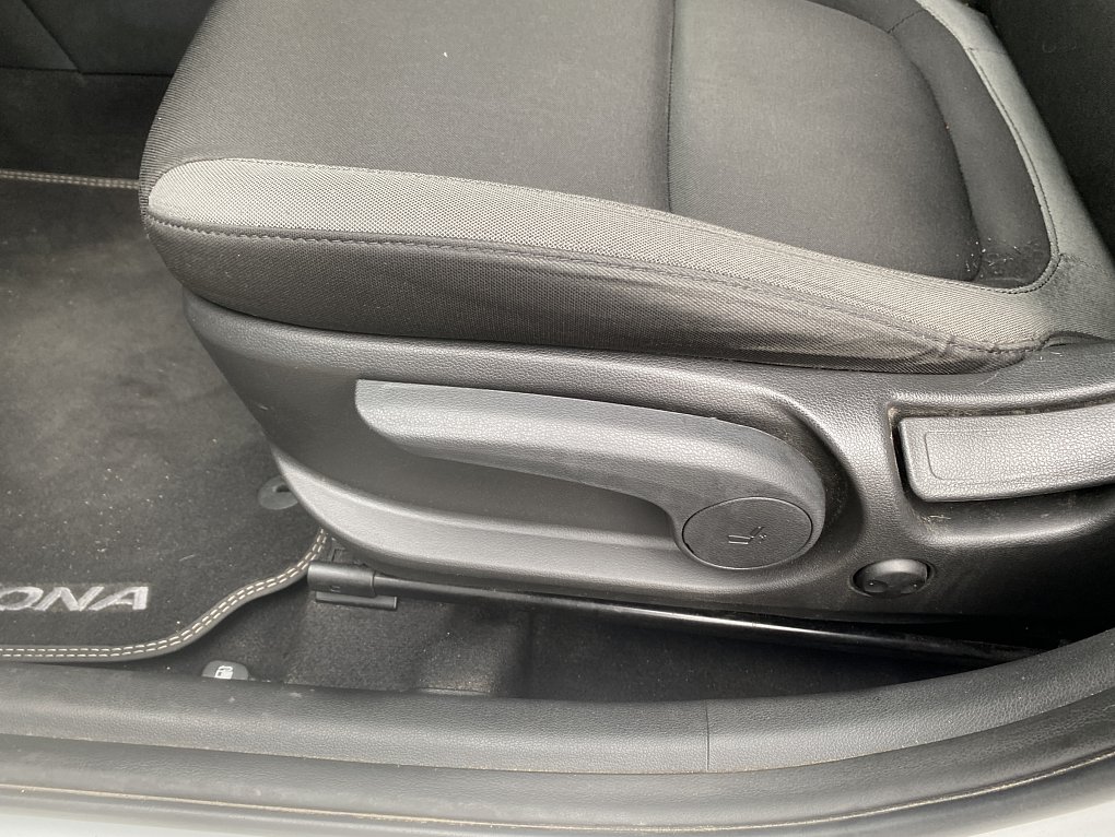 Hyundai Kona 1.6 CRDi 