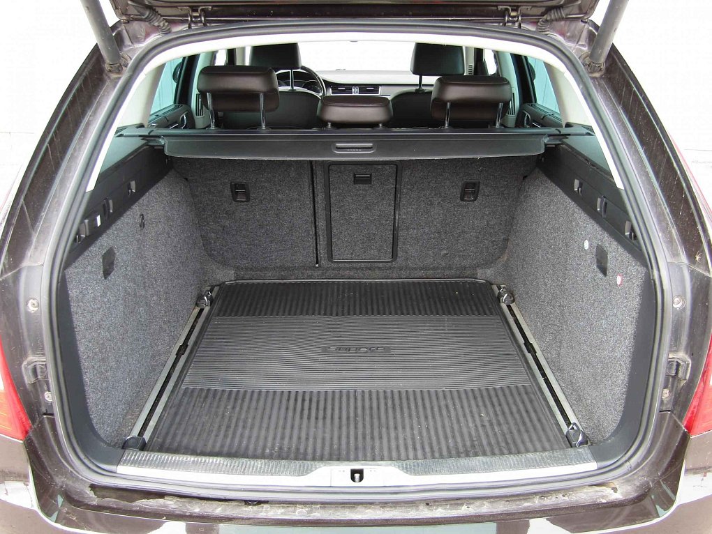 Škoda Superb II 2.0 TDi L&K