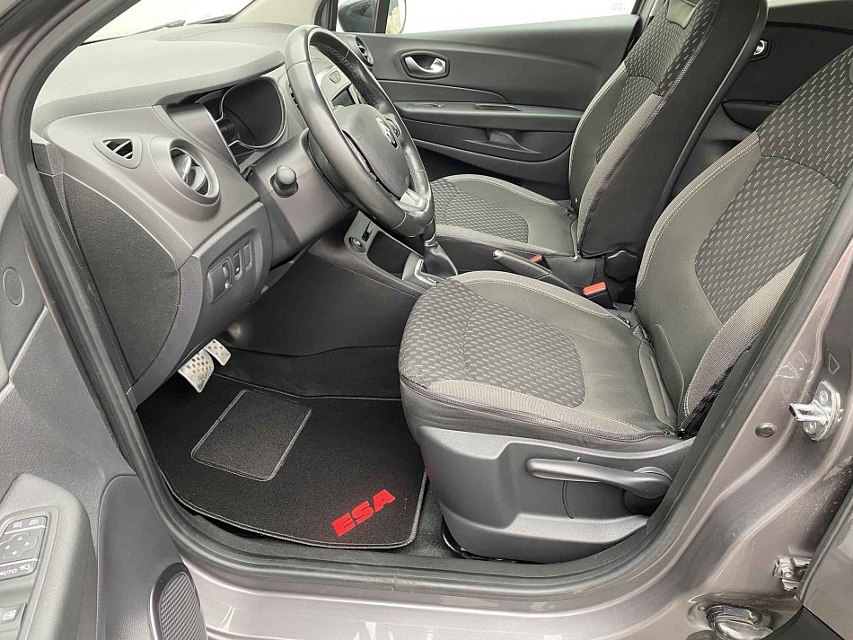 Renault Captur 1.2TCe Intense