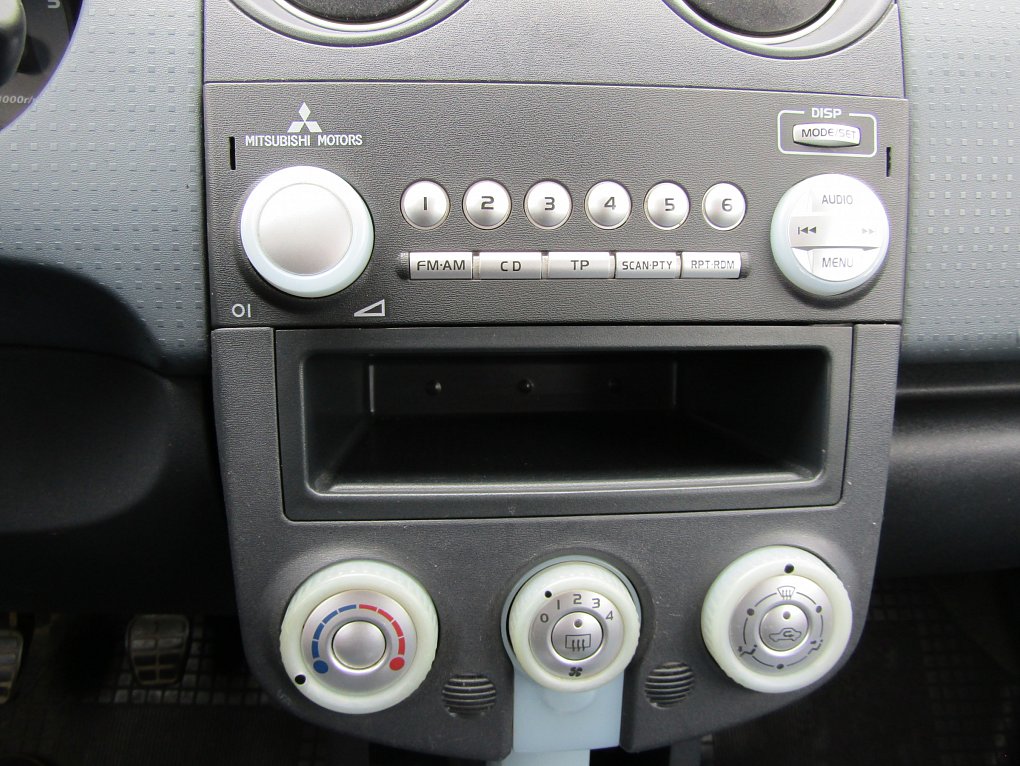 Mitsubishi Colt 1.1i 