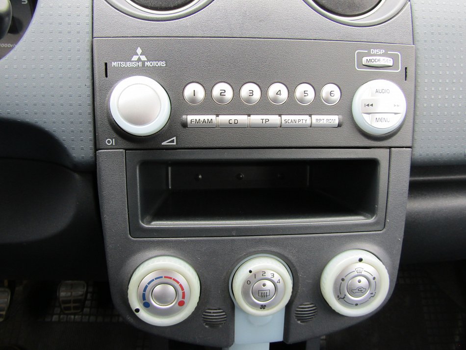Mitsubishi Colt 1.1i 