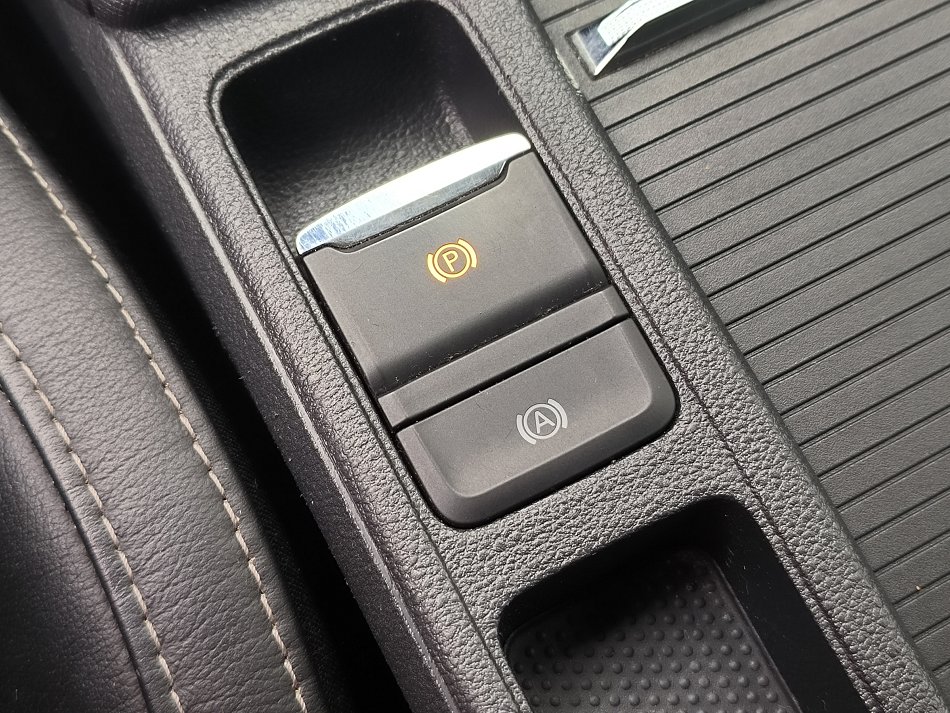 Škoda Octavia IV 2.0TDi Style
