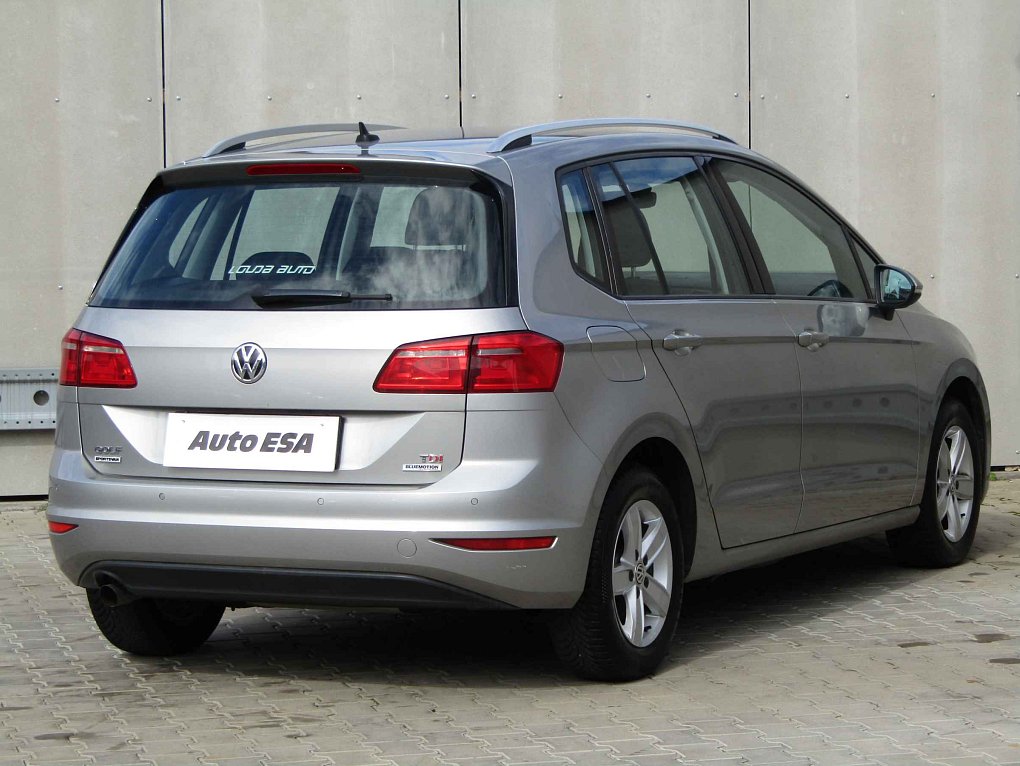 Volkswagen Golf 1.6 TDi 
