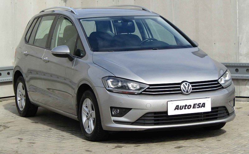Volkswagen Golf 1.6 TDi 