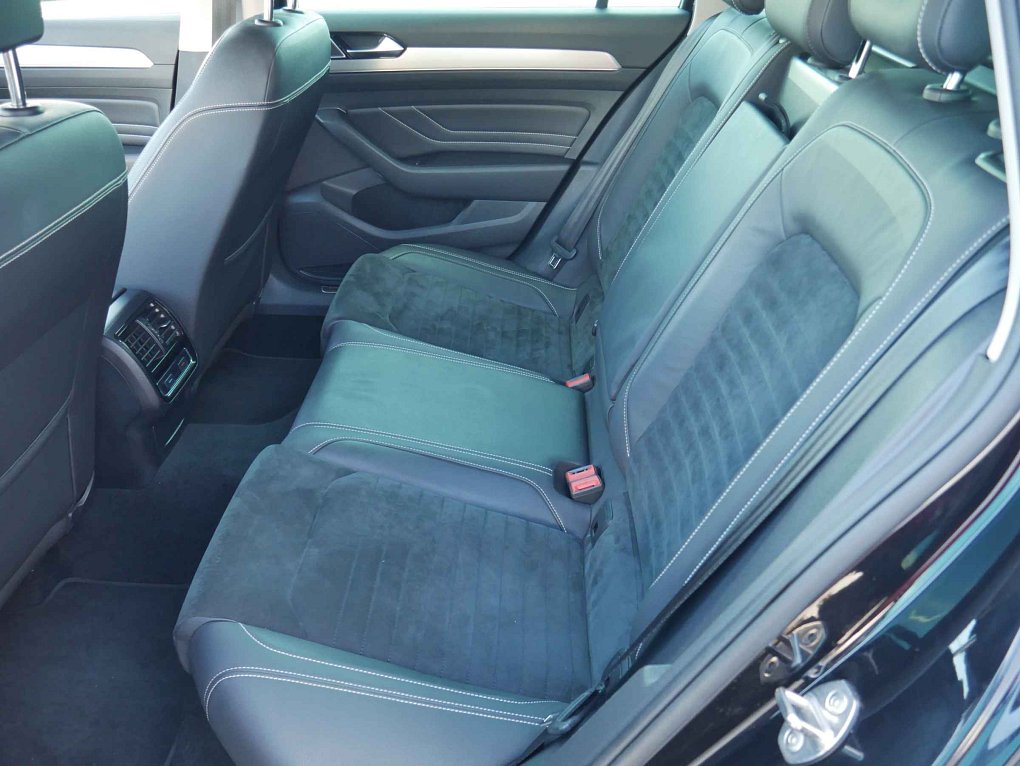 Volkswagen Passat 2.0TDi Elegance