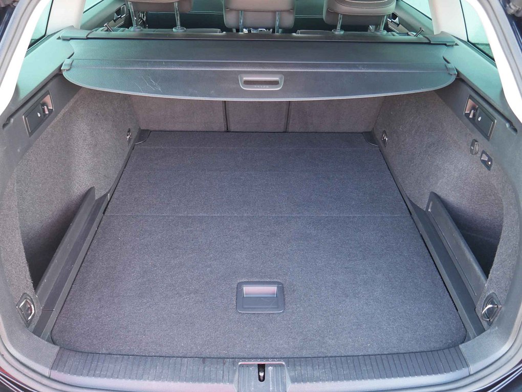 Volkswagen Passat 2.0TDi Elegance