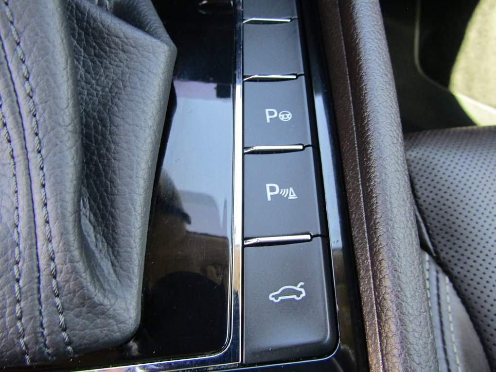 Škoda Superb III 2.0TDi L&K 4x4