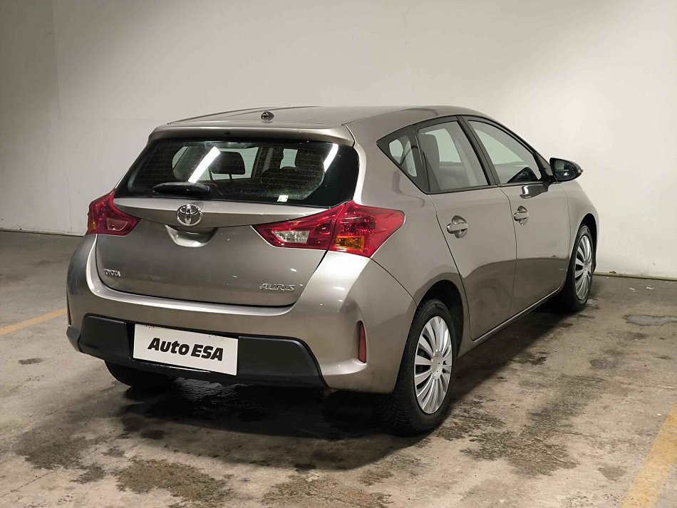 Toyota Auris 1.3 VVT-i Cool