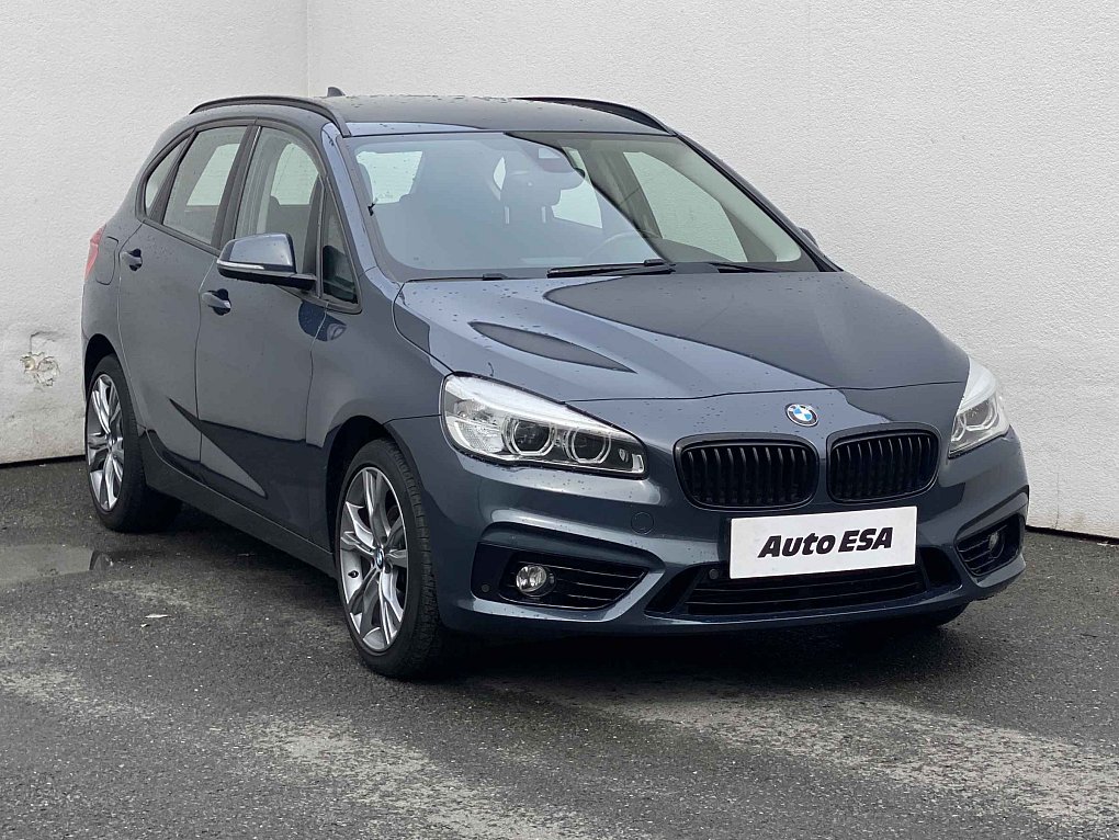 BMW Řada 2 2.0 D Sport 218 d