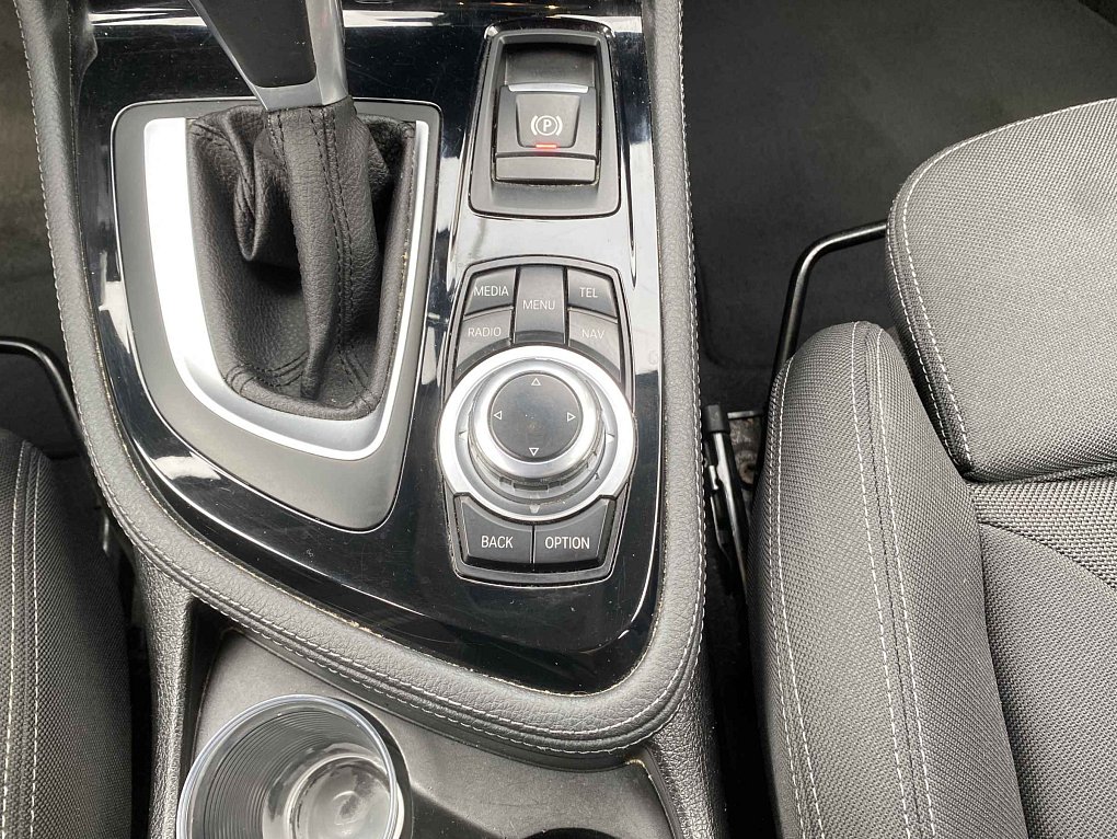 BMW Řada 2 2.0 D Sport 218 d