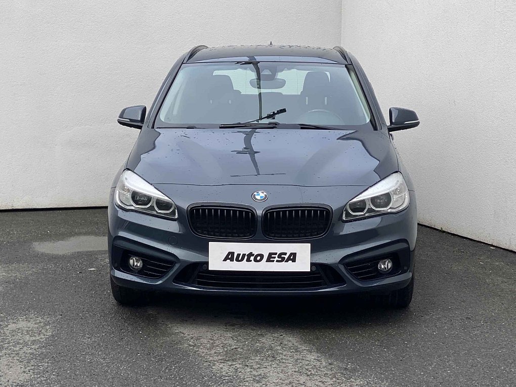BMW Řada 2 2.0 D Sport 218 d