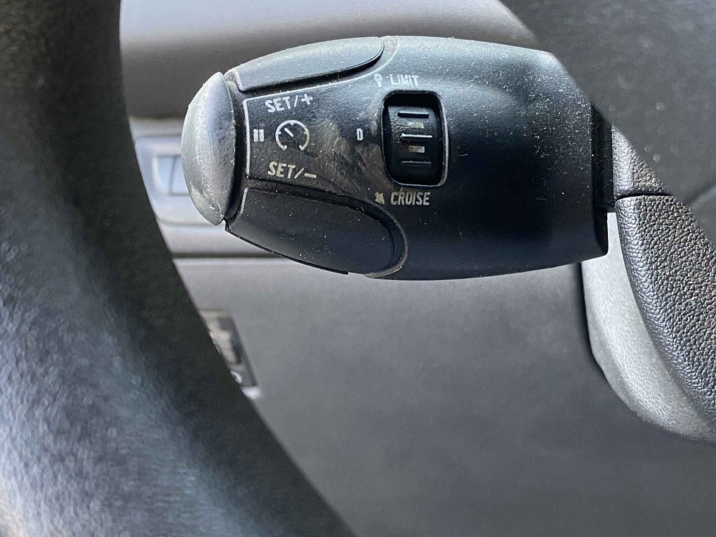Peugeot 208 1.2 VTi 