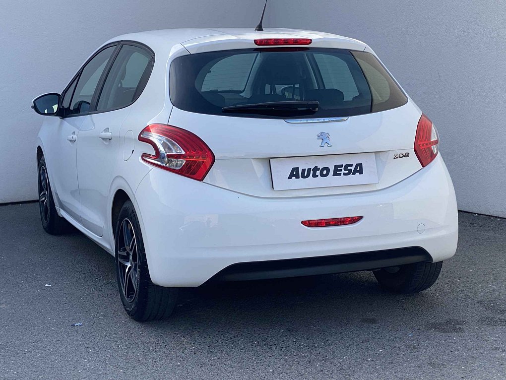 Peugeot 208 1.2 VTi 