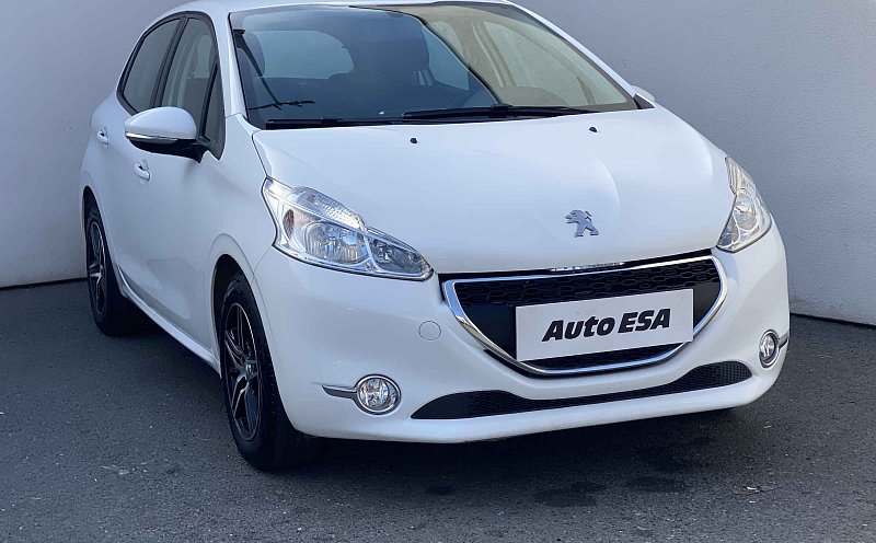 Peugeot 208 1.2 VTi 