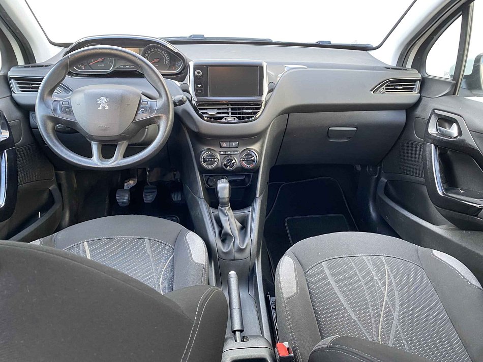 Peugeot 208 1.2 VTi 
