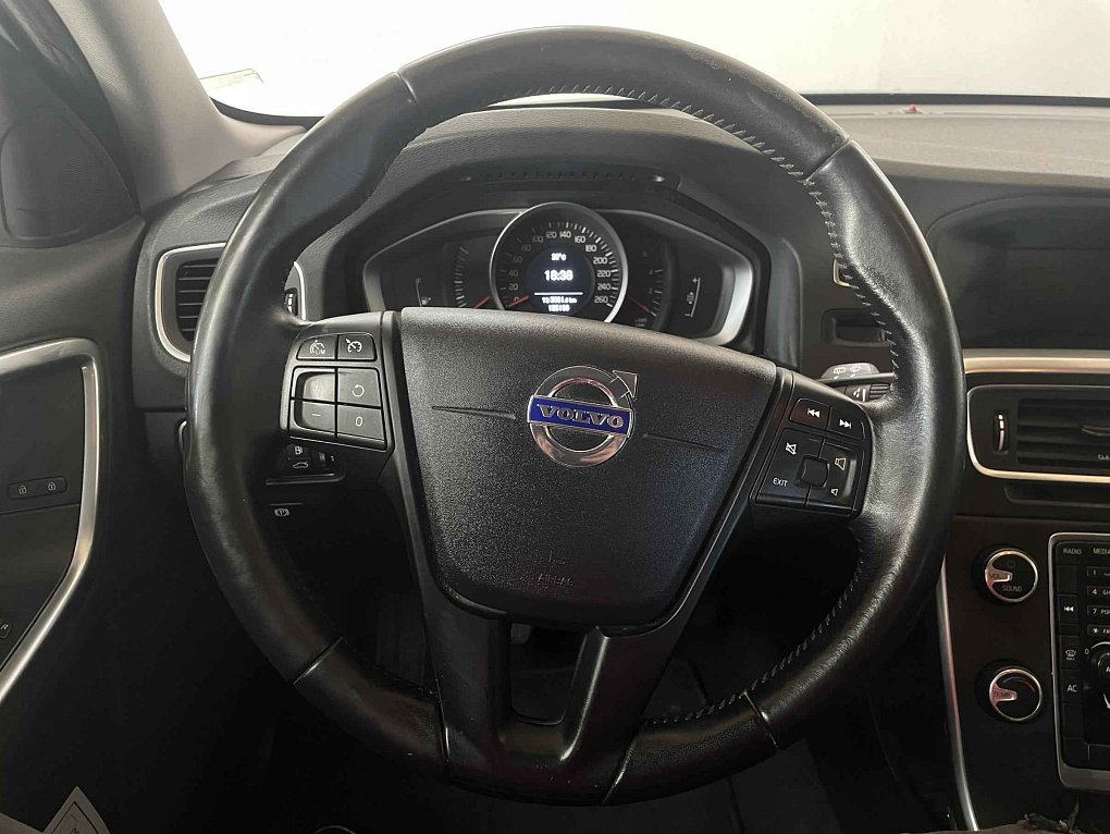 Volvo V60 2.0D 