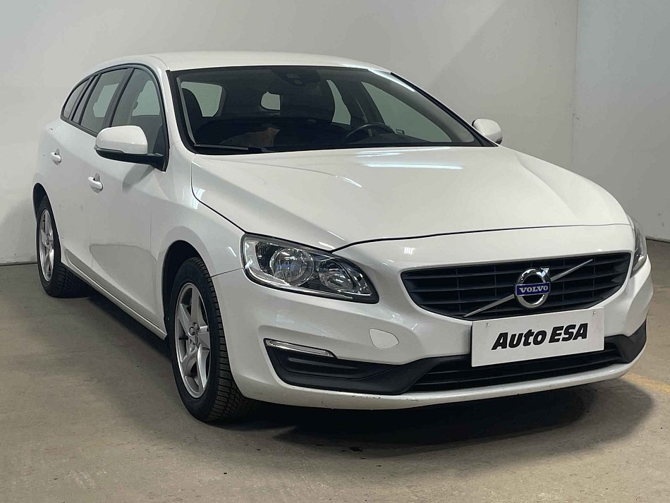 Volvo V60 2.0D 