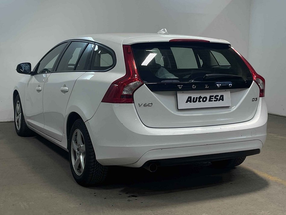 Volvo V60 2.0D 
