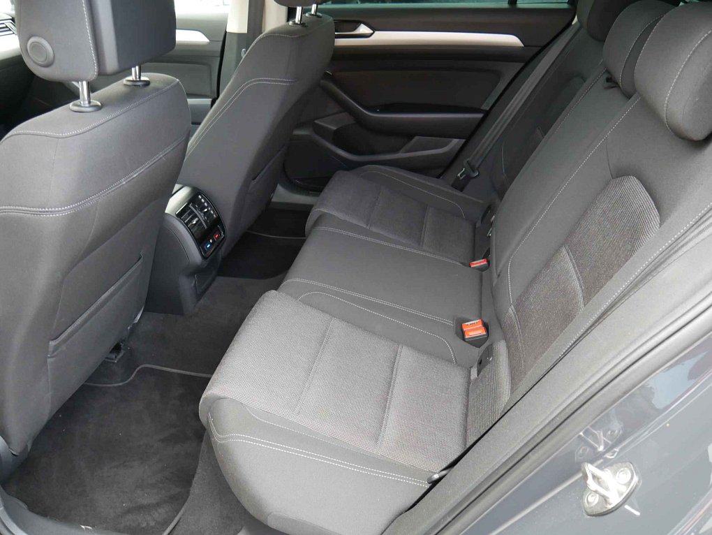 Volkswagen Passat 2.0TDi 